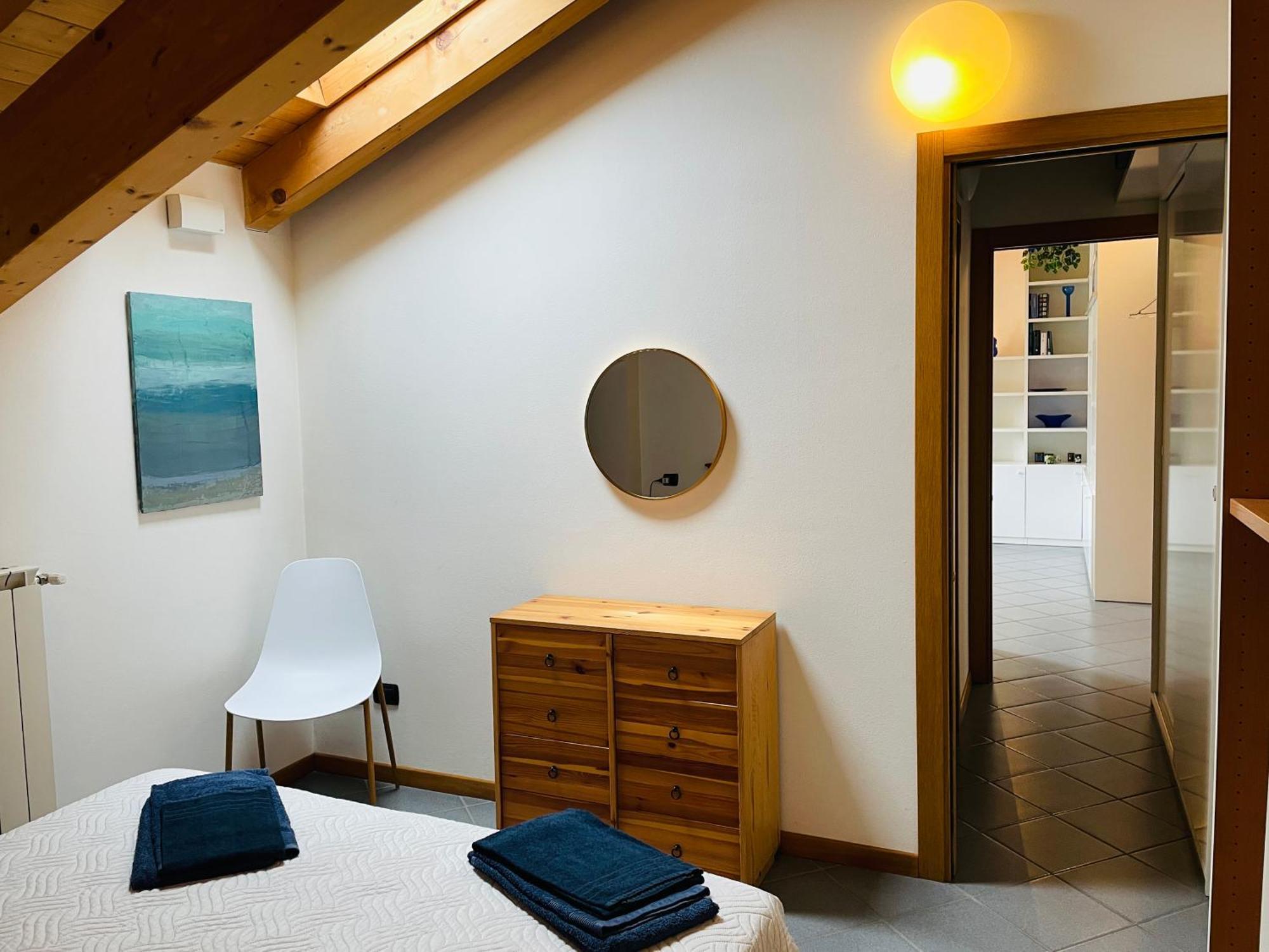 Blue Lake Apartment 20M From The Lake With Box Колико Екстериор снимка
